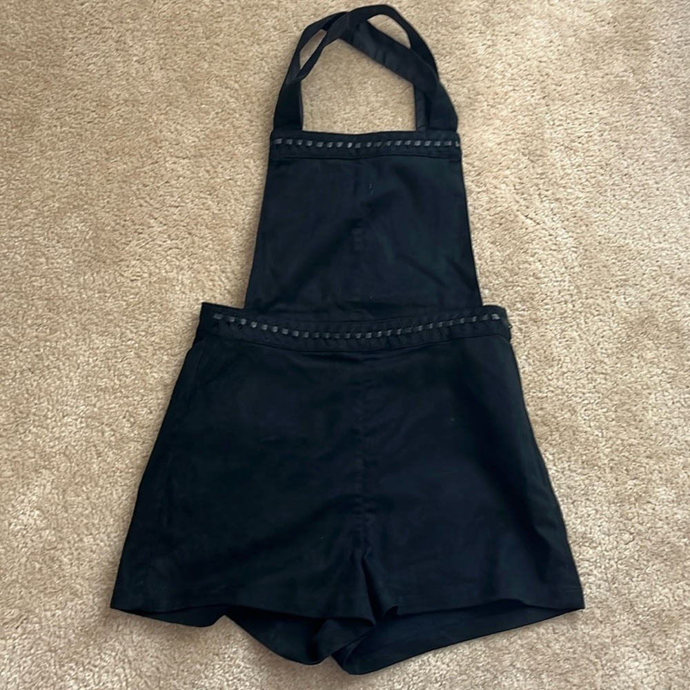 H&M Divided Faux Suede Black Overall Shorts in Size 6